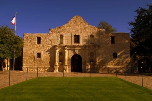 San Antonio, Texas - Alamo - USA car hire.